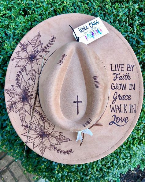 This Fedoras item by WildChildHatDesigns has 223 favorites from Etsy shoppers. Ships from Statesville, NC. Listed on May 18, 2024 Painted Hat Ideas, Burned Cowboy Hats, Felt Hat Burning Designs, Boho 2024, Burnt Hat, Burnt Hats, Penny Projects, Cowboy Hat Crafts, Statesville Nc