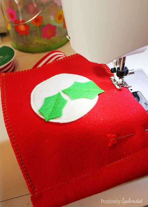 Felt Gift Bags, Diy Sewing Gifts, Gift Bags Diy, Beginner Crafts, Christmas Sewing Projects, Reusable Gift Bags, Felt Gifts, Diy And Crafts Sewing, Christmas School