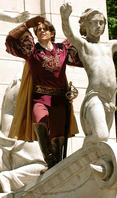 *PRINCE EDWARD (James Marsden) ~ Enchanted, 2007 Boyfriend Qualities, Edward Enchanted, Boyfriend Wishlist, Disney Boyfriend, Enchanted 2007, Enchanted Prince, Enchanted Movie, Man Fits, James Marsden