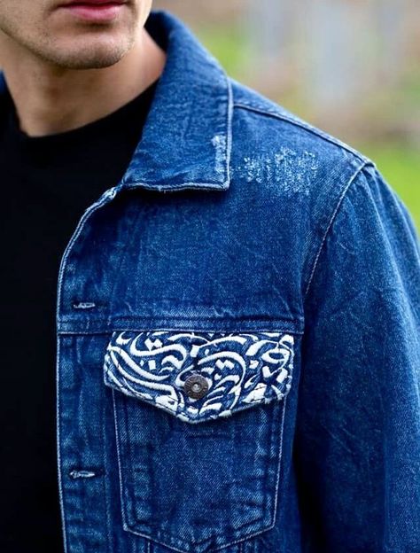 Calligraphy On Clothes, Calligraphy Fashion, Denim Jacket Diy Paint, Arab Men Fashion, Denim Shirt Outfit, Diy Denim Jacket, Arabic Calligraphy Design, Custom Denim Jacket, Denim Embroidery