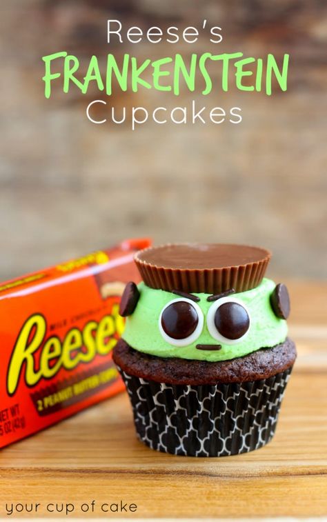 Reeses Frankenstein Cupcakes Frankenstein Cupcakes, Postres Halloween, Monster Cupcakes, Pumpkin Cream Cheeses, Halloween Baking, Gateaux Cake, Halloween Goodies, Pumpkin Cream, Fall Treats