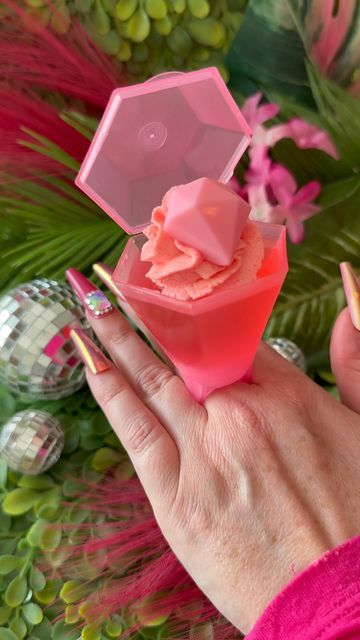 Jamie Kirchner | Holiday Inspo on Instagram: "Barbie Jello Shots 💕 I tried this pink starburst jello shot recipe by @crafty_morning and it’s so good! 🙌🏻 Check out how my friend @_jenmagic_ used the same ring glasses too! 💍💎 What you’ll need: 💍 Ring Shot Glasses 💧1 Cup Boiling Water 🧊 1/2 Cup Cold Water 🎀 1 Package Starburst Pink Jello 💕 1/2 Cup Pink Whitney🍓Vodka Add jello packet to one cup of boiling water and whisk together. Then add 1/2 cup cold water and 1/2 cup vodka and whisk. Pour into your ring shot glasses and let set in refrigerator for 2 hours or until firm. 🍓Whipped Cream: 🥛2 cups heavy cream 🤍1/2 cup powdered sugar 🍓4 tbsp strawberry jello powder (Recipe from @beth_thefirstyear) Add ingredients for the whipped cream to a chilled mixing bowl for 5 mins. Add to a Barbie Jello Shots, Barbie Jello, Pink Jello, Strawberry Jello Shots, Pink Whitney, 2023 Barbie, Pink Starburst, Jello Shot Recipes, Jello Shot