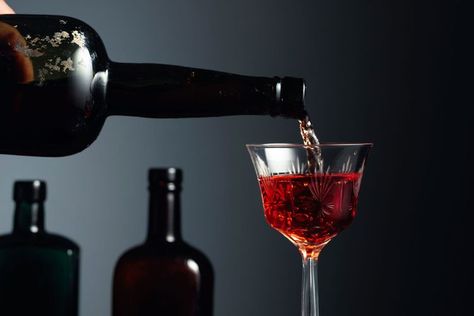 What Is Sherry Wine? Grape Uses, Sherry Wine, Chocolate Covered Peanuts, Fortified Wine, Dry Wine, Wine Varietals, Spanish Wine, Ice Wine, Wine Desserts