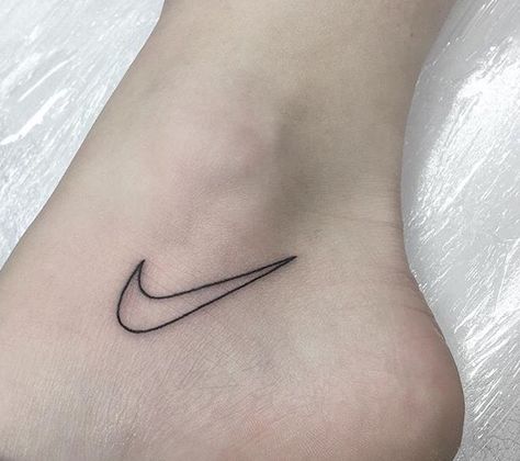 Nike Tattoo Ideas, Tattoo Nike, Butterfly Leg Tattoos, Nike Tattoo, Favelas Brazil, Getting Braces, Nike Symbol, Creepy Images, Tattoo Desings