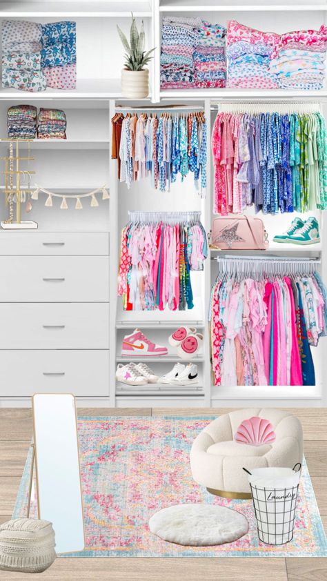 Preppy Closet Organization, Preppy Furniture, Dream Closet Room, Teen Closet, Preppy Closet, Girl Apartment Decor, Preppy Bedroom, Classic Prints, Cosy Room