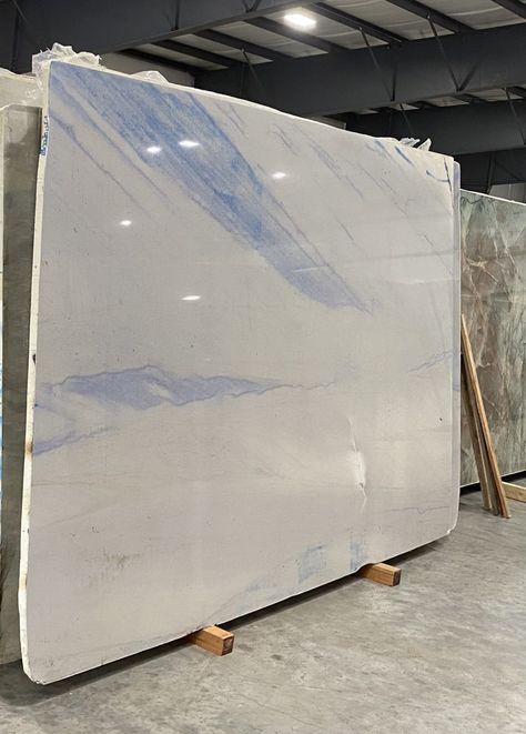 Mont Blue (Brazil) White And Blue Quartz Countertop, Blue Quartz Countertops, Blue Countertops, Accessible Kitchen, White Quartzite, Quartz Backsplash, Glass Countertops, Quartzite Countertops, Hearts Design