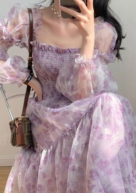 Lavender Dress Aesthetic, Dark Academia Princess, Floral One Piece Dress, Elegant Beach Dress, Academia Green, Cottage Core Dresses, Cottagecore Dresses, Witch Cottage, Cottagecore Clothes