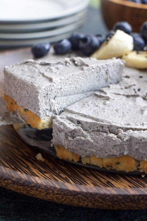 Black Sesame Tofu Ice Cream Cake (GF, Vegan) Vegan Black Sesame Cake, Tofu Ice Cream Recipe, Tofu Ice Cream, Sesame Dessert, Tofu Cake, Elf Food, Cake With Ice Cream, Sesame Tofu, Armenian Recipes