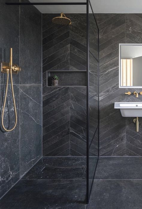 Black Tile Bathrooms, Mandarin Stone, Bathroom Design Inspiration, Bathroom Inspiration Decor, Big Bathrooms, Bathroom Trends, Bathroom Design Luxury, Modern Bathroom Decor, Bathroom Wall Tile