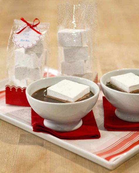 Give homemade marshmallows to friends and family this holiday season. Also Try: Peppermint Marshmallows Homemade Marshmallow Recipe, Marshmallow Recipe, Peppermint Marshmallows, Vanilla Marshmallows, Martha Stewart Recipes, Recipes With Marshmallows, Christmas Candy Recipes, Homemade Marshmallows, S'mores