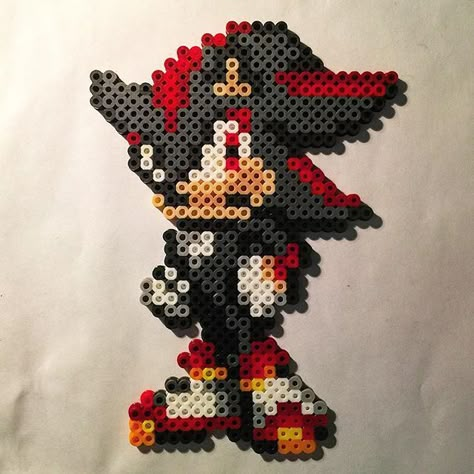 Sonic Perler Beads, Edc Bracelets, Pixel Pokemon, Shadow Sonic, Modele Pixel Art, Melty Bead Patterns, Perler Art, Pixel Art Templates, Perler Bead Templates