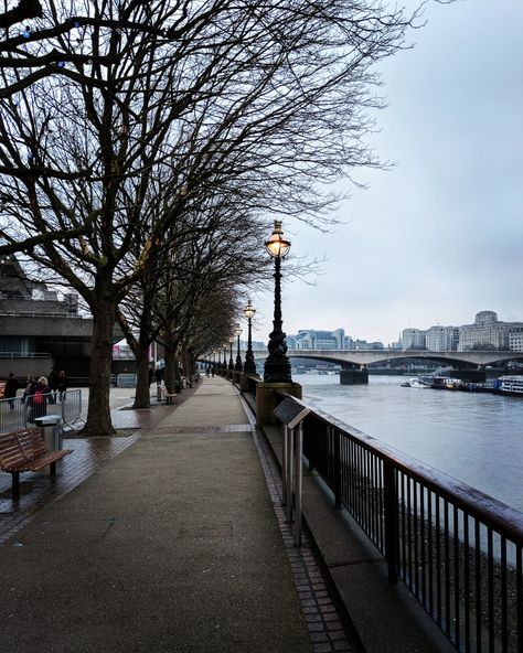 Thames Path Thames Path, Vision Board, England, Running