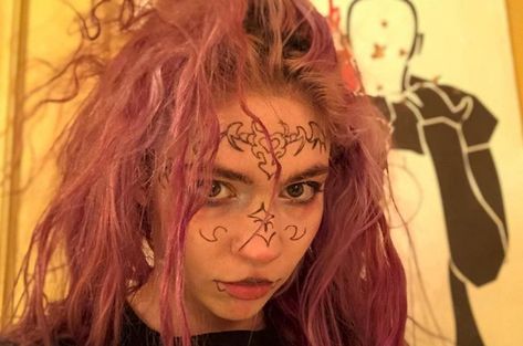 Claire Boucher, Indie Makeup, Rave Makeup, Ethereal Makeup, Cyberpunk Aesthetic, Crazy Makeup, Clown Makeup, Instagram Photo Inspiration, Hair Art