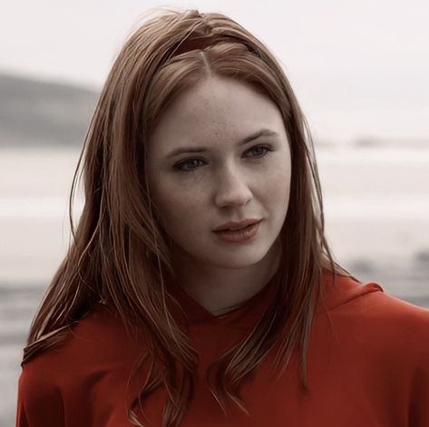 Amy Doctor Who, Karan Gillan, Amy Pond Icons, Amy Pond Icon, Hermione Fancast, Karen Gillan Icons, Amy Pond Aesthetic, Karen Gilan, Karen Gillan Doctor Who