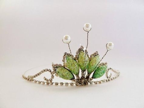 Princess And The Frog Tiara ,Princess Tiana Tiara,Green Princess Tiana Crown,Princess Tiana And The Princess And The Frog Tiara, Princess And The Frog Wedding Theme Bridesmaids, Princess And The Frog 18th Birthday, Princess And The Frog Jewelry, Princes And The Frog Quinceanera Theme, Princess And The Frog Aesthetic Party, Princess And The Frog Party Decorations, Princess And The Frog Crown, Princess Tiana Tiara