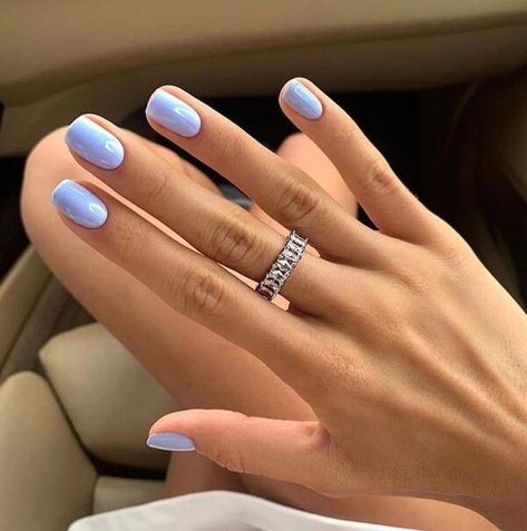 Oval Nails One Color, Unghie Sfumate, French Pedicure, Purple Acrylic Nails, Elegant Nail Designs, Lip Scrubs, Smink Inspiration, Oval Nails, Neon Nails