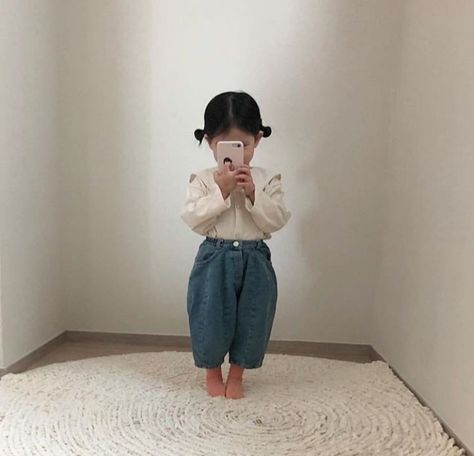 Kids Street Style, Korean Baby, Aesthetic Outfits Men, Baby Posters, Korean Babies, Baby Fits, Asian Babies, Zara Kids, So Adorable