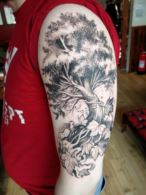 Tree Shoulder Tattoo For Men, Neo Traditional Tree Tattoo, Selena Tattoo, Jay Tattoo, Journey Tattoo, Tree Sleeve Tattoo, Tree Sleeve, Japanese Tattoo Artist, Wood Tattoo