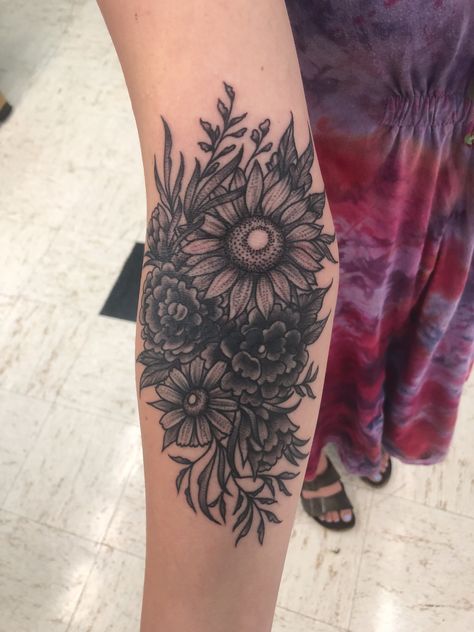 Darker Flower Tattoos, Women Cover Up Tattoos Arm, Dark Forearm Cover Up Tattoos For Women, Cover Up Tattoos Arm Woman, Dark Floral Cover Up Tattoo, Dark Sunflower Tattoo Cover Up, Large Dark Cover Up Tattoos For Women, Cover Up Tattoos Ideas Female, Dark Shaded Flower Tattoo