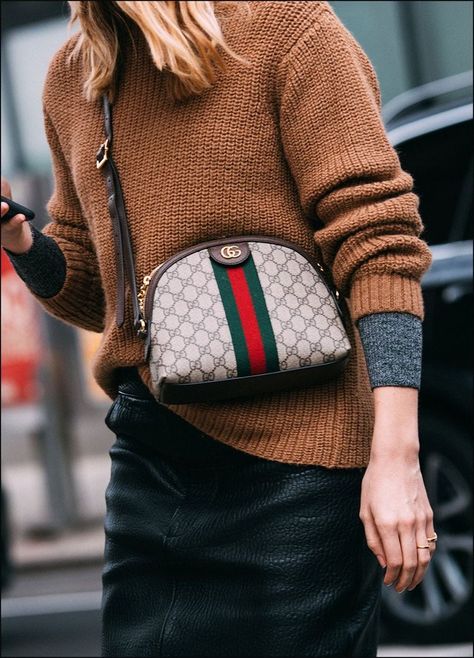 Gucci Bag Outfit, Gucci Crossbody Bag, Fall Bags, Bag Outfit, Gucci Crossbody, Hot Bags, Designer Replica, 가을 패션, Gucci Handbags