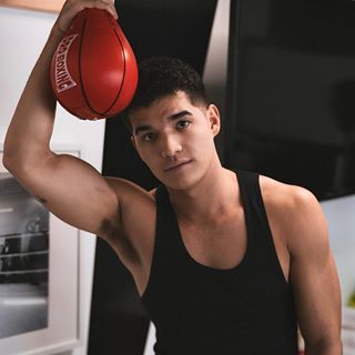 Alex Wassabi (@alexwassabi) • Instagram photos and videos Alex Wassabi, Boxing, Youtubers, Pretty People, Instagram Photos, Photo And Video, Instagram Photo, Instagram