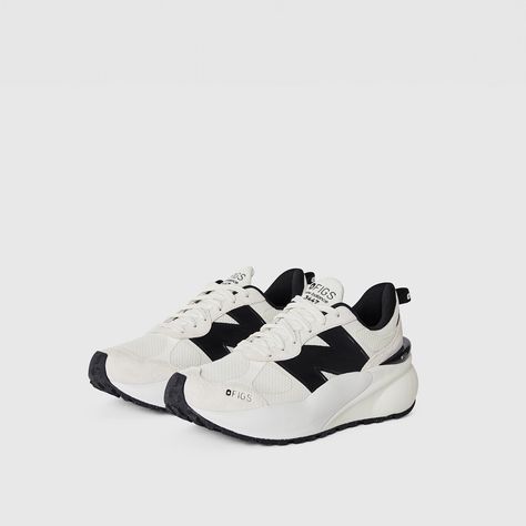 Unisex FIGS | New Balance 3447 Esthetician Shoes, Cream New Balance Sneakers With Cushioned Footbed, Sporty New Balance Sneakers With Logo, Figs New Balance, Women’s New Balance, Black And White New Balance Shoes, Shoes For Nurses, Nb Shoes, Esthetician Inspiration