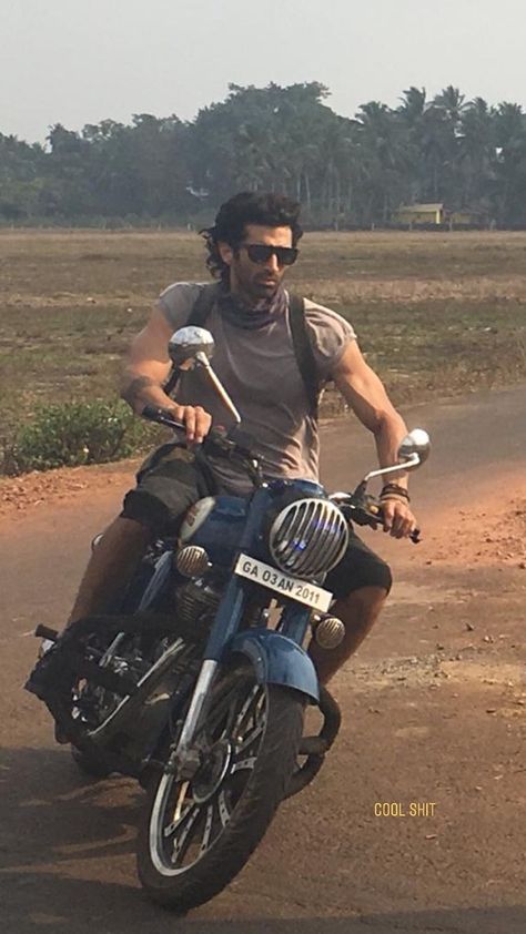 Aditya Roy Kapoor, Aditya Roy Kapur, Roy Kapoor, Prabhas Pics, Robert Downey Jr Iron Man, Bike Sketch, Rockstar Aesthetic, Hero Poster, Bad Boy Aesthetic