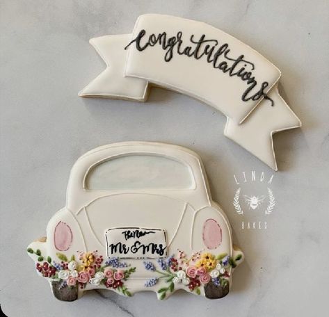 Married Cookies, Wedding Cookout, Tivoli Wedding, Wedding Cookie Ideas, Cookie Wedding, Anniversary Cookies, Cookies Wedding, Wedding Cookie, Cookie Decorating Ideas