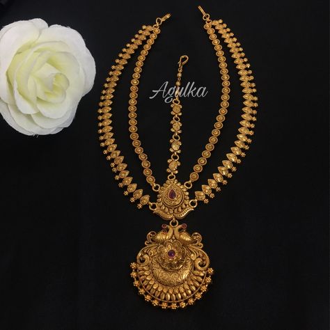 Matha Patti Bridal Gold, Gold Mangtika Indian Jewelry, Antique Pendants Gold Indian, Gold Matha Patti, Matha Patti Bridal, Hair Jewelry Indian, Bridal Jewelry Pakistani, Mang Tika, Punjabi Jewelry