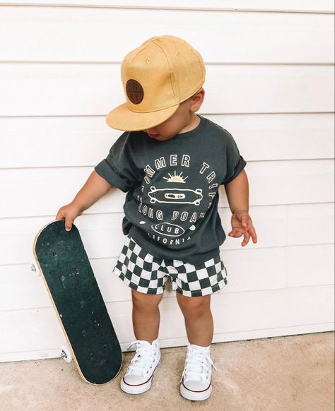 Toddler Boy Summer Outfits Casual, Baby Boy Fits Summer, Baby Boy Skater Style, Toddler Boy Style Summer, Hipster Baby Boy Outfits, Preschool Outfits Boy, Toddler Boys Summer Outfits, Cute Boy Outfits Aesthetic, Toddler Skater Boy Style