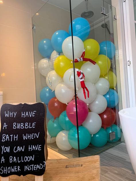 Elf On The Shelf With Balloons, Elf On The Shelf Balloon Ideas, Elf Balloons, Elf On The Shelf Balloon, Elf Shenanigans, Elf Shelf, Awesome Elf On The Shelf Ideas, Elf Activities, Elf Fun