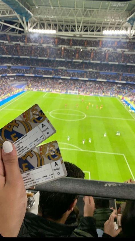 Real Madrid Santiago Bernabeu, Real Madrid Aesthetic, Real Madrid Game, Soccer Tickets, Madrid Aesthetic, Madrid Girl, Real Madrid Soccer, Madrid Football, Real Madrid Team