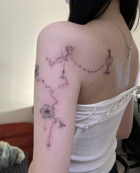 Petite Tattoos, Cute Tiny Tattoos, Minimalist Tattoos, Discreet Tattoos, Dainty Tattoos, Best Tattoo Designs, Black Ink Tattoos, Art Tattoos, Elegant Tattoos