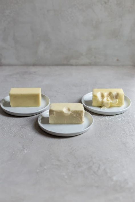 Use any of these 3 tricks to learn how to soften butter quickly. One trick shows you how to soften butter without a microwave. The other tricks use a microwave to soften butter. Try any of these baking hacks today! #howtosoftenbutter #howtosoftenbutterquickly #roomtemperaturebutter #bakingtricks #bakinghacks #frostingandfettuccine How To Soften Butter, Soften Butter Quickly, Pyrex Measuring Cup, Baking Hacks, Cookie Recipes Homemade, Keto Cake, Streusel Topping, Cookie Scoop, Baking Tips