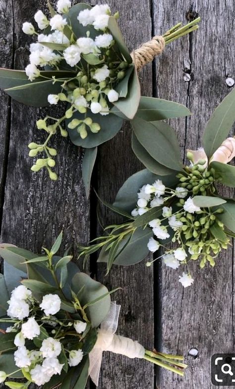 Boutineer Wedding, Boda Diy, Baby S Breath, Baby's Breath, Wedding Cake Designs, Greenery Wedding, Groom And Groomsmen, Simple Weddings, Backyard Wedding