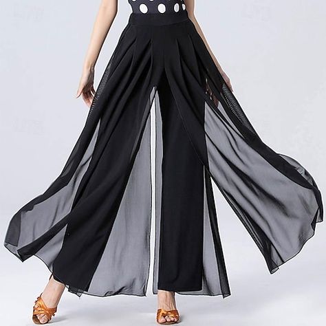 Dance Practice Clothes, Danza Latina, Clothes Trousers, Standard Dance, Practice Clothes, Dance Solo, Dance Ballroom, Dance Outfits Practice, Performance Training