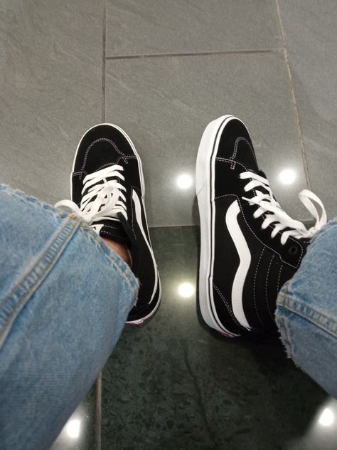 Vans Old Skool High Top Outfit, Vans Old Skool High Top, High Top Outfit, Vans Outfit, High Top Vans, Vans High Top Sneaker, Vans Sk8, Vans Old Skool, Vans Old Skool Sneaker