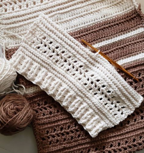 photo by @guploop_crochet on Instagram. Isn’t this little piece lovely? Crocheter behind guploop crochet started with a delicate ribbing, but continued with subtle openwork and post stitches. This way, the piece got an interesting structure and and romantic feel. Take a look at the photo below to see how well cream yarn goes with chocolate tones. #crochet #ribbing #crochetribbing #lacestitch Ribbed Crochet Stitch, Ribbing Crochet, Crochet Ribbing, Crochet Shirt Pattern, Crocheted Stuff, Crochet Stitches Chart, Ribbed Crochet, Russian Crochet, Crochet Collection