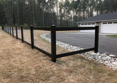 4′ Blackline HHP with 4 x 4 Hog Panel Inserts Dog Yard Fence, Hog Panel Fencing, Hog Wire Fence, Wood Picket Fence, Field Fence, Horse Barn Designs, Black Fence, Cheap Fence, Horizontal Fence