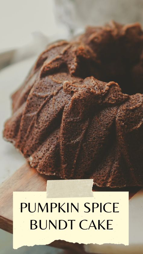 Photo of a dark brown Bundt cake sitting on a marble and wood cake board. The cake is intricately decorated with leaves from the Bundt mould. Pumpkin Spice Bundt Cake, Spice Bundt Cake, Pumpkin Bundt, Thanksgiving Sweet Treats, Christmas Dessert Table, Pumpkin Bundt Cake, Cake Delicious, Homemade Pumpkin Puree, Amazing Desserts