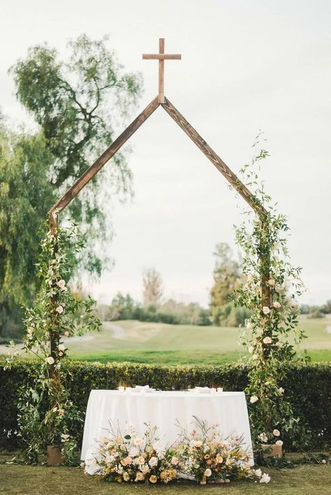 Cross Wedding Backdrop, Wedding In Field, Outdoor Wedding Alter, Elliot Lee, Wedding Ceremony Backdrop Outdoor, Plan Wedding, Wedding Alters, Irvine California, Wedding Arches