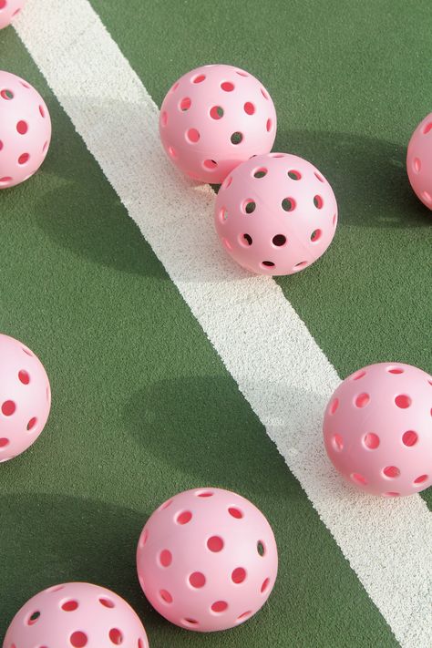 Pickel Ball Aesthetic, Pickle Ball Court Aesthetic, Pickleball Court Aesthetic, Pickle Ball Aesthetic, Pickleball Photography, Pickleball Branding, Kids Picnic Parties, Aesthetic Pickleball, Pink Pickleball