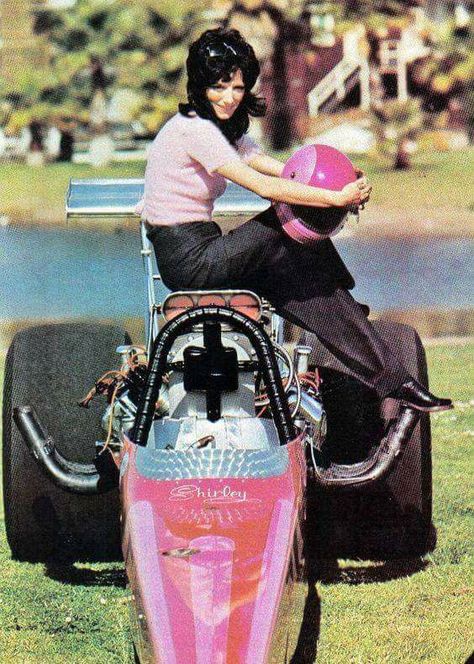 Shirley (don't call her 'Cha Cha') Muldowney! Shirley Muldowney, Dragster Car, Funny Car Drag Racing, Mopar Girl, Top Fuel Dragster, Hot Rods Cars Muscle, Nhra Drag Racing, Racing Girl, Chevy Muscle Cars