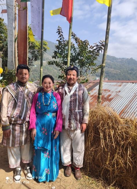 Dumvun - women traditional dress of lepcha tribe . Thukro - men's traditional dress of lepcha tribe. Lepcha Traditional Dress, Northeast India, Traditional Dance, Traditional Dress, Traditional Dresses, Aesthetic Anime, Nature Photography, India, Photography