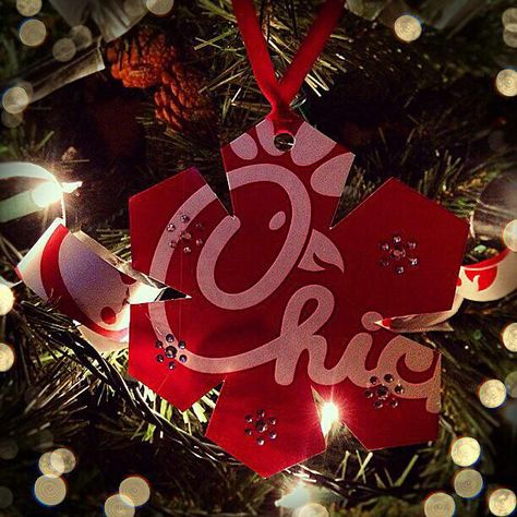 Happy Holidays from Chick-Fil-A Chick Fil A Christmas Tree, Chick Fil A Christmas, Chik Fil A Cow, Lego Family, Whoville Christmas Decorations, Chicken Store, Eat More Chicken, Cow Wallpaper, Work Decor