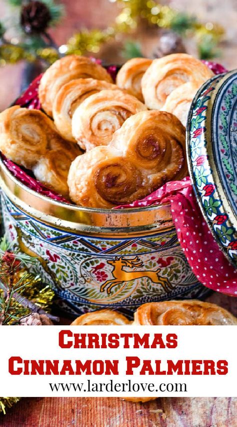 These Christmas cinnamon palmiers have only 3 ingredients and are super easy to make in just 20 minutes #palmiers #cinnamonpalmiers #christmaspalmiers #sweetpalmiers #christmascookies #holidaybaking #larderlove Christmas Palmiers, Palmiers Cookies, Cinnamon Palmiers, Palmier Cookies, Puff Pastry Pizza, Pinwheel Appetizers, Vegetarian Christmas, Meat Free Recipes, Breakfast Pastries