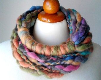 Knit Necklace, Wool Necklace, Fiber Necklace, Yarn Necklace, Fiber Art Jewelry, Knitted Necklace, Jewelry Chunky, Textile Necklace, Long Statement Necklace