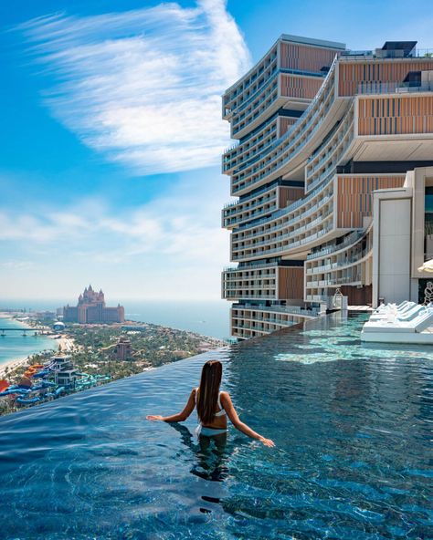 Cloud 22 Dubai, Expensive Hotel, Underwater Hotel, Qatar Travel, Dubai Trip, Sky Pool, Hotel Swimming Pool, Los Angeles Airport, Dubai Houses