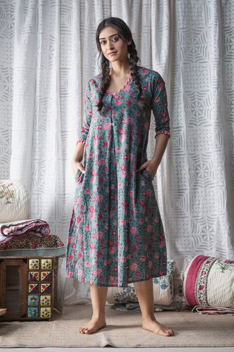 Maternity Kurta Designs, Feeding Kurthi Models Latest, Maternity Frocks Indian, Maternity Kurtis Indian, Maternity Dresses Indian Style, Maternity Kurti Designs, Maternity Wear Indian, Feeding Dress Pattern Indian, Maternity Frocks