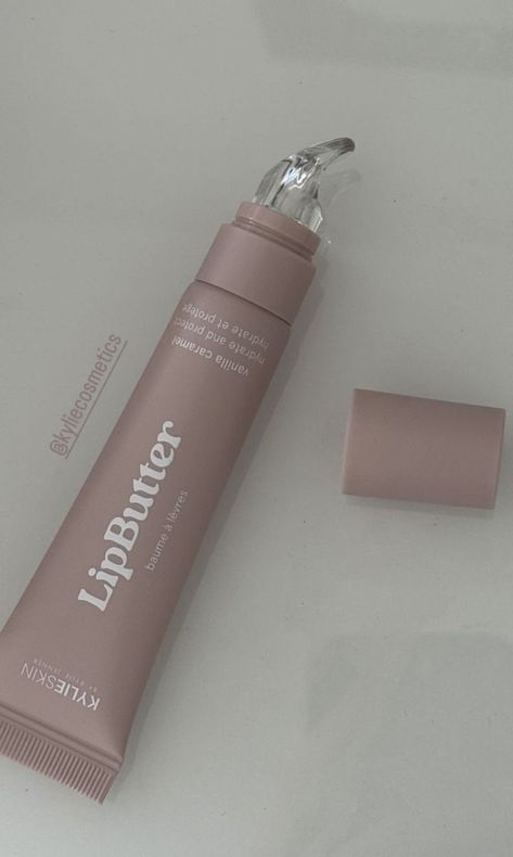 Kylie Lip Balm, Kylie Skin Lip Butter, Kylie Cosmetics Lip Butter, Kylie Lip Butter, Kylie Cosmetics Aesthetic, Pink Aesthetic Pictures, Skincare Preppy, Pink Glitter Wallpaper, Kylie Skin